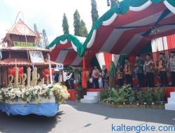 Pamerkan Mobil Hias Masjid Kyai Gede dalam Pawai Ta’aruf MTQH ke XXXI