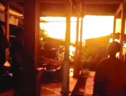 Pasar Minggu Desa Maliku Terbakar