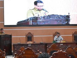 Pj Bupati Kapuas Hadiri Paripurna LKPJ