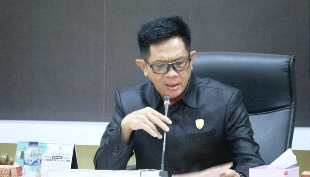 dprd seruyan