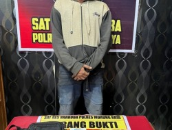 Lagi Asyik Nongkrong, Pengedar Sabu Diringkus Polisi