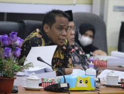 Perhatikan Infrastruktur Jalan Penghubung Kecamatan dan Desa