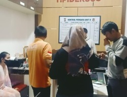 Demi Cuan Wanita di Kapuas Live Bugil di Medsos