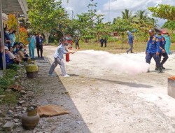 Pegawai Rumah Sakit Diberikan Bekal Penanggulangan Kebakaran
