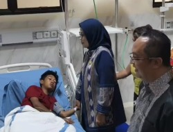 Pj Wali Kota Palangka Raya Besuk Murid SD Keracunan Massal