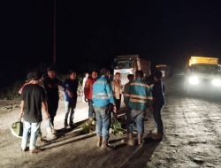 Bocah Tewas Terlindas Truk Batu Bara