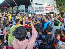 Abdul Razak Serap Aspirasi Warga di Pusat Kuliner Pelabuhan Rambang