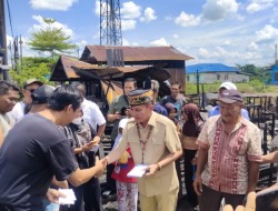 Peduli Sesama, Agustiar Sabran Bantu Korban Kebakaran