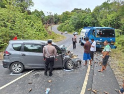 Mobil Vs Truk Tangki “Ciuman” di Tikungan Tajam, Satu Nyawa Melayang
