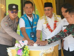 Dorong Pertumbuhan Ekonomi, PLN dan Pemkab Kotabaru Resmikan Listrik di Kelumpang Utara