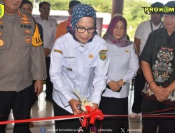 Pj Wali Kota Palangka Raya Resmikan Pameran Pelukis Solo