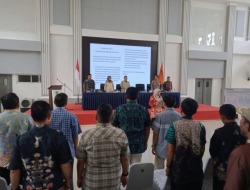 Bawaslu Pulang Pisau Gelar Rakor Evaluasi dan Ikrar Netralitas Lurah dan Kades