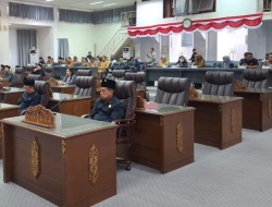 Rapat Paripurna DPRD di Tunda, karena Tidak Memenuhi Kuorum