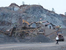 Kunjungi Site Pelanggan Easy On UGS, EVP Niaga dan Pemasaran PT PLN (Persero) Puji Terobosan PLN UID Kalselteng