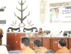 Pj Wali Kota Palangka Raya Hadiri Forum Konsultasi Publik
