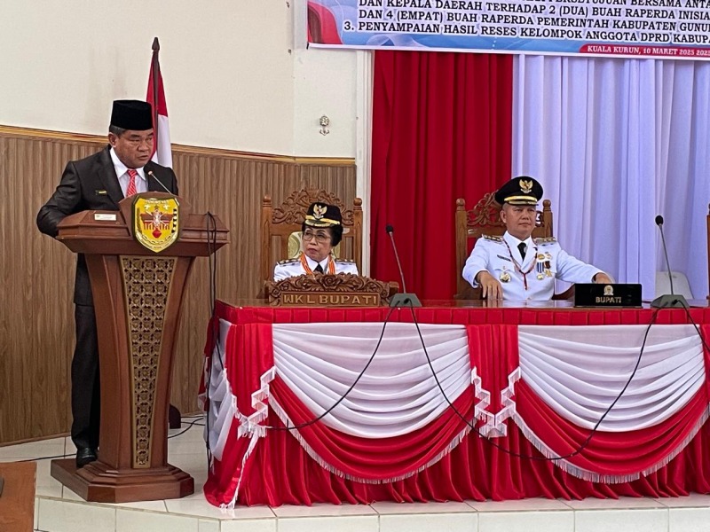 Dewan Gumas