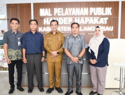 Bupati Kunjungi MPP Handep Hapakat, Berharap Permudah Masyarakat dalam Pengurusan Administrasi