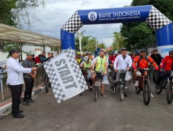 BI Kalteng Bersama Komunitas Sepeda NgabubuRide dan Bagi Takjil Bersama