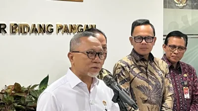 Menko Zulhas Kebut Regulasi Pengolahan Sampah Jadi Listrik, Danantara Dilibatkan