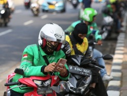 Ojol Dapat BHR Rp 50 Ribu, Wamenaker: Naik Darah Gua Soal BHR Nih!