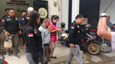 mantan bendahara