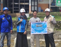 Momen Idulfitri, PLN Terangi 20 Fasilitas Umum di Kalselteng dengan Bantuan Pasang Baru dan Tambah Daya