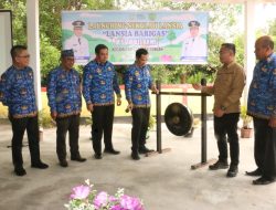 Bupati Pulpis Launching Sekolah Lansia Barigas di Desa Bukit Rawi