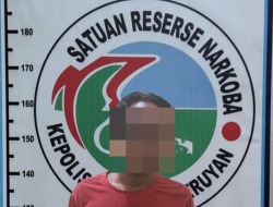 Pengedar Diciduk di Kontrakan, Polisi Amankan 93 Paket Sabu Siap Edar