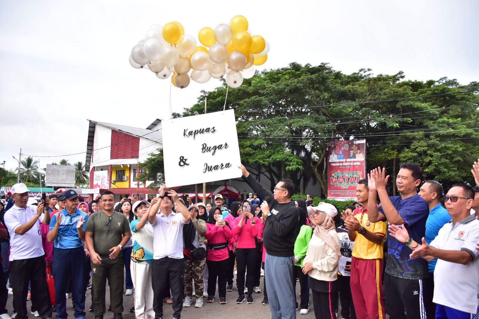 "Kapuas Bugar dan Juara"