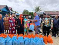 Pemkab Kapuas Salurkan Bantuan untuk Warga Terdampak Banjir di Tiga Kecamatan