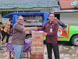 Disarpustaka Kapuas Hibahkan 300 Buku & Layanan Perpusling ke MAS An Nur Teluk Pelinget