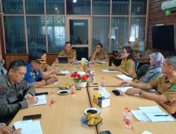Pemkab Kapuas Tertibkan PKL di Jalan Maluku