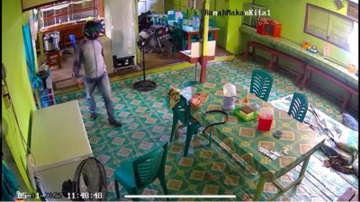 Terekam CCTV! Detik-Detik Maling Gasak Dua HP di Warung Makan Kota Besi