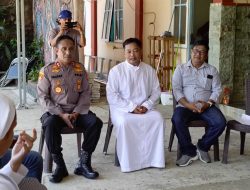 Kapolres Mura Gelar Silaturahmi Kamtibmas ke Gereja Katolik Puruk Cahu