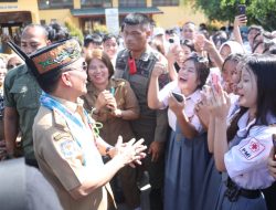 Sidak ke SMAN 3, Gubernur Kalteng Tegas Larang Sekolah Tahan Ijazah