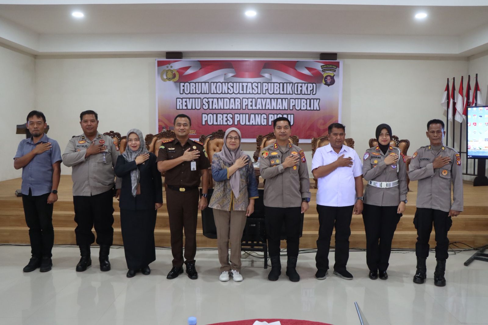 konsultasi publik