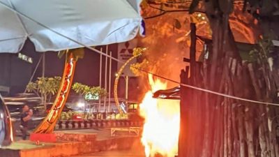 motor terbakar
