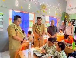 Bupati Kapuas Resmikan Program MBG di Tiga Sekolah