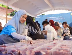 Tebar Berkah Iduladha, PLN UID Kalselteng Bagikan 3.823 Paket Daging Kurban