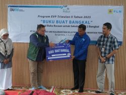 Lewat Program EVP, PLN Serahkan Ratusan Buku Nonteks untuk SDN 2 Bangkal Banjarbaru