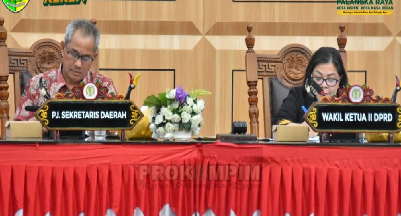 rapat paripurna