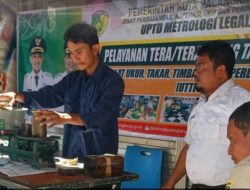 Cegah Kecurangan, 21 Timbangan Pedagang Diuji Tera Ulang di Pasar Besar Palangka Raya