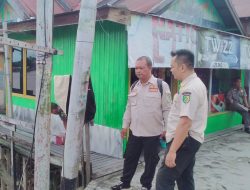 Tumpukan Sampah dan Tanaman Air Menyumbat Aliran Sungai, BPBD Palangka Raya Lakukan Aksi Bersih Sungai di Jalan Riau