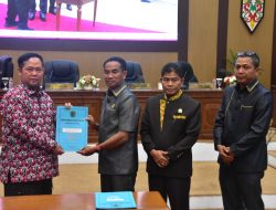 DPRD Katingan Tandatangani Pesetujuan Penetapan Empat Raperda