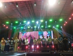 Yura Yunita & Vicky Shu Guncang Panggung Penutupan Festival Lewu Palangka 2025