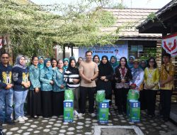Dorong Kemandirian Pangan Keluarga, Bupati Pulpis Serahkan Bantuan Benih dan Alat Produksi ke TP PKK