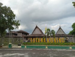 Istana Ini Pernah Hancur, Tapi Jiwanya Tak Pernah Mati