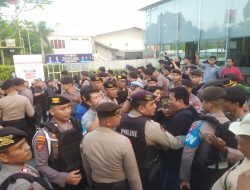 Puluhan Massa Ricuh Tolak Pelantikan DPD GAMKI Kalteng, Tuding Konferda Cacat Prosedur