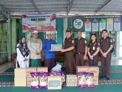Kajari Pulang Pisau Gelar Baksos di Ponpes Sabilarrasyad Sambut HUT Kejaksaan ke-80