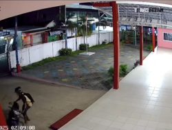 Nekat, Aksi Curanmor Didekat Markas Polisi, Terekam CCTV!